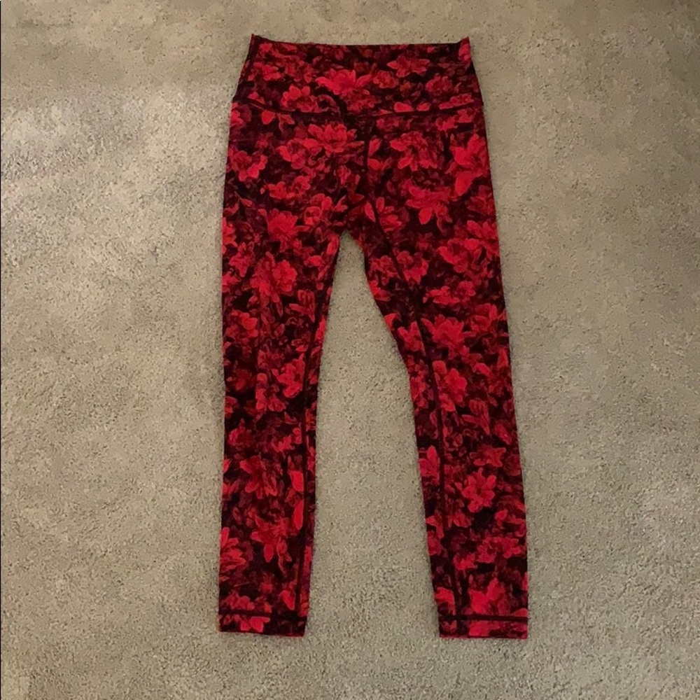 Lululemon High Rise 25” Wunder Under Leggings!